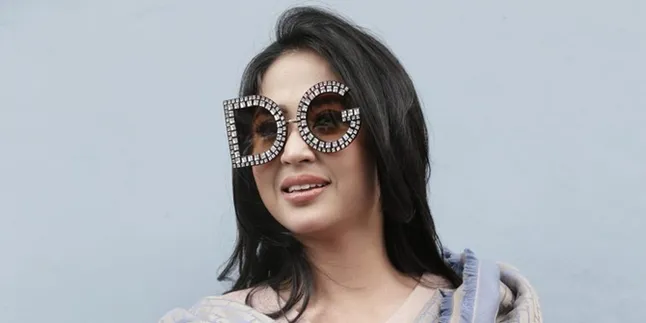 Nella Kharisma Tak Suka Tampil di TV, Dewi Perssik: Dia Pernah Trauma