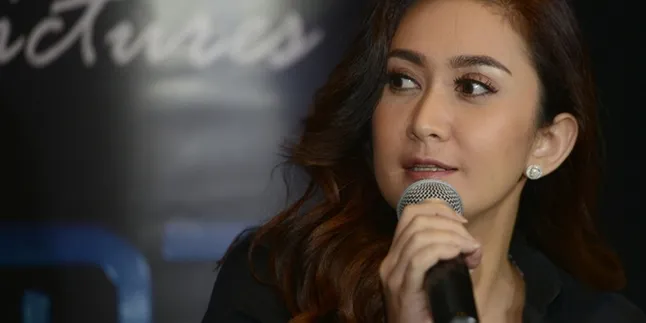 Nembang Jawa Pakai Simbol Iblis, Nafa Urbach Minta Ampun Pada Tuhan