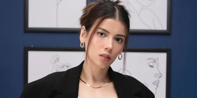 Netizen Ingatkan Pakai Hijab, Sabrina Chairunnisa Geram Beri Balasan Menohok