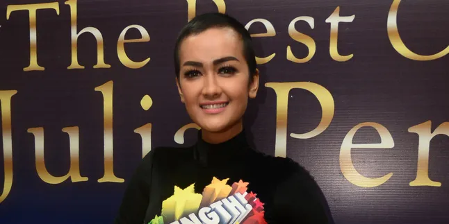 Ngaku Dikeroyok, Asisten Jupe Ragu-Ragu Laporkan Nikita Mirzani?