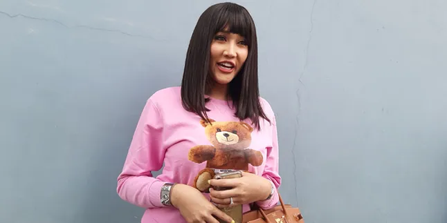 Ngaku Keguguran, Lucinta Luna Tes USG & Ketahuan Hamil Anak Monyet