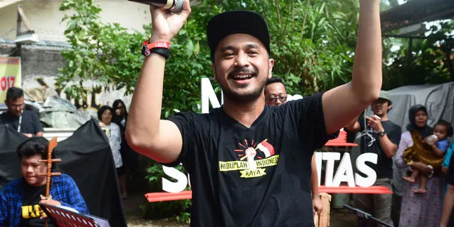 'Ngamen' di Jakarta, Giring Ingin Indonesia Damai