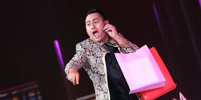 Ngefans Berat, Nassar Ingin Bisa Seperti Syahrini Ngefans Berat, Nassar Ingin Bisa Seperti Syahrini
