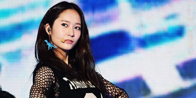 Nggak Jutek & Dingin, Ternyata Krystal f(x) Baik Hati Banget