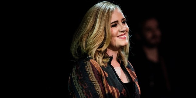 Nggak Nyangka, Ternyata Adele Seorang Fans Berat Drake!