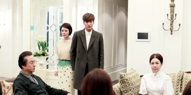 Nggak Peduli Karir Ibu, Anak Kim Sung Rung Fans Park Shin Hye Nggak Peduli Karir Ibu, Anak Kim Sung Rung Fans Park Shin Hye