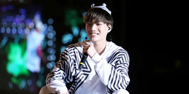 Nggemesin! 'Kencan' Romantis Kai EXO & 'Kembaran' So Sweet Banget Nggemesin! 'Kencan' Romantis Kai EXO & 'Kembaran' So Sweet Banget