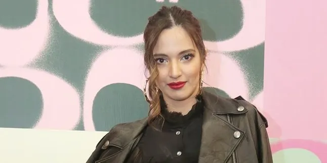 Nia Ramadhani Menikah dengan Ardie Bakrie, Sang Ayah Sempat Khawatir