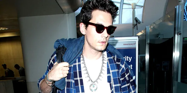 Niall Horan 'Leleh' di Konser John Mayer