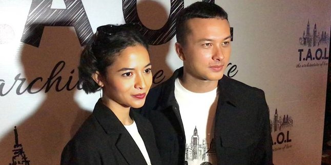 Nicholas Saputra Chosen to Play the Character River in the Film Adaptation of Ika Natassa's Novel 'THE ARCHITECTURE OF LOVE'