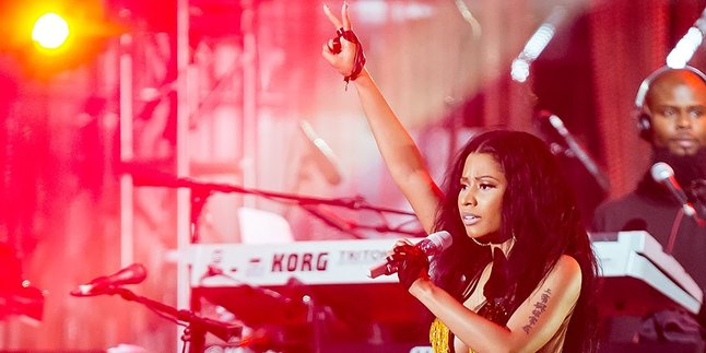 Nicki Minaj Mendapat Berkah di MTV VMA 2014