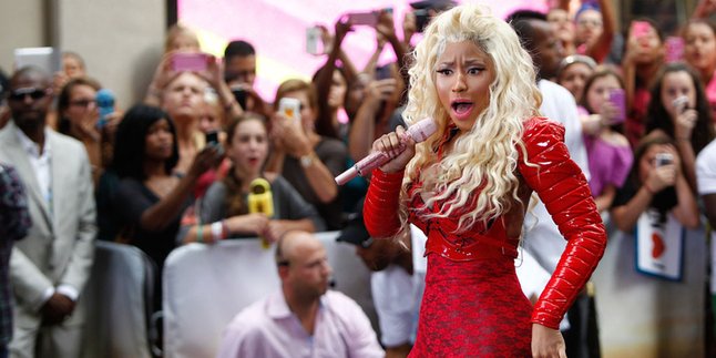 Nicki Minaj Promo Single Baru Sambil Twerking