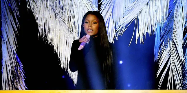 Nicki Minaj Umumkan Pernikahan, Pacarannya Gak Sampai Setahun! Nicki Minaj Umumkan Pernikahan, Pacarannya Gak Sampai Setahun!