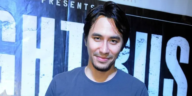 'NIGHT BUS' Bikin Darius Sinathrya Tertantang Selama 5 Tahun