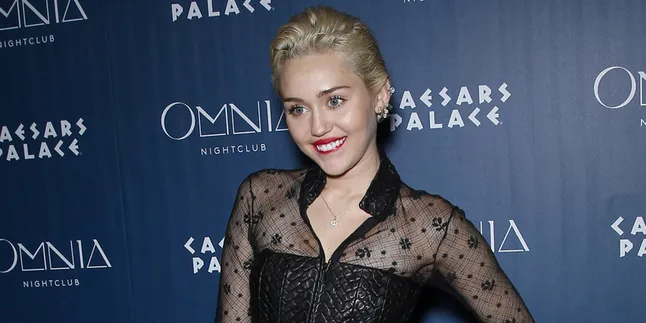 'Nightmare', Curhatan Miley Cyrus Usai Ditinggal Pergi Sang Pacar