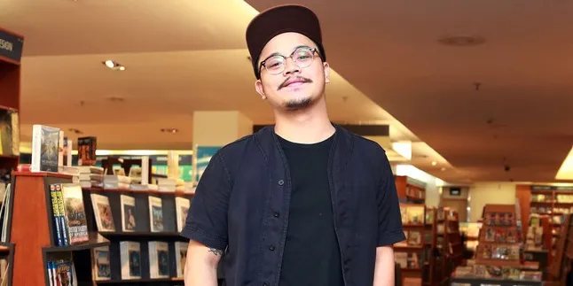 Nikah 'Akhir Tahun Ini', Derby Romero Siapkan Konsep Vintage