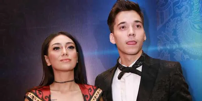 Nikah Hari Ini, Stefan William Sempat Potong Rambut & Jalan-Jalan