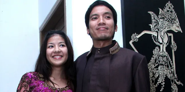 Nikah Muda, Natasha Rizki Jadi Ibu Multi Tasking Nikah Muda, Natasha Rizki Jadi Ibu Multi Tasking