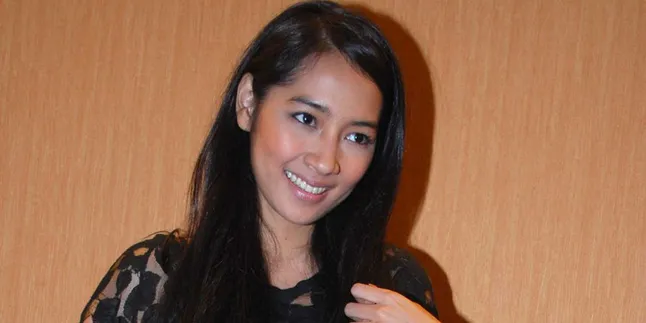 Nikah Oktober, Niken Anjani tak Mau Sebut Tanggal