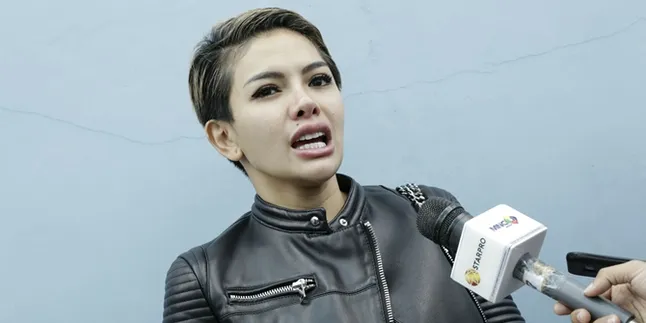 Nikita Mirzani Ceritakan Lebaran, Mulai Ziarah Sampai Makanan Khas Keluarga