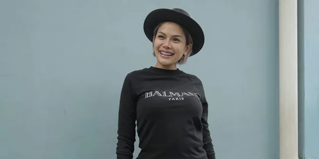 Nikita Mirzani Ditetapkan Sebagai Tersangka Atas Dugaan KDRT Terhadap Dipo Latief