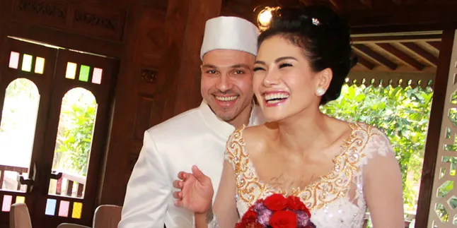 Nikita Mirzani Ingin Punya Anak Laki-Laki Nikita Mirzani Ingin Punya Anak Laki-Laki