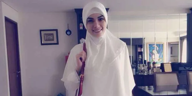 Nikita Mirzani: Insya Allah Ingin Berhijab Nikita Mirzani: Insya Allah Ingin Berhijab