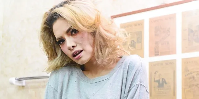 Nikita Mirzani: Kalau Gak Nikah Kan Dildo Ada