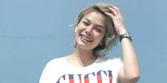 Nikita Mirzani Komentari Kisah Cinta Gisel: Geli Sama Cowok yang Lagi Dekat Sama Dia