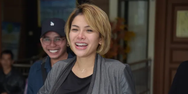 Nikita Mirzani Pamer Kekayaan, Isi Saldo Rekening Lebih Dari Rp 5 Miliar