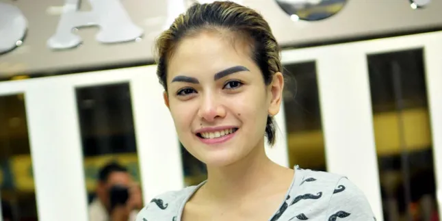 Nikita Mirzani: Payudara Kendor? Kan Ada Dokter dan Uang