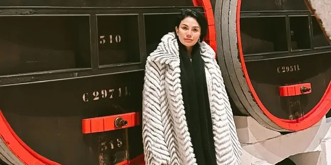 Nikita Mirzani Resmi Ditahan Terkait Kasus Dugaan Pencemaran Nama Baik dan Fitnah, Pihak Dito Mahendra Angkat Bicara Nikita Mirzani Resmi Ditahan Terkait Kasus Dugaan Pencemaran Nama Baik dan Fitnah, Pihak Dito Mahendra Angkat Bicara