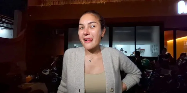 Nikita Mirzani Segera Diperiksa Terkait Laporan Umar Badjideh, Razman: Efek Jera Cukup Satu Hari Nikita Mirzani Segera Diperiksa Terkait Laporan Umar Badjideh, Razman: Efek Jera Cukup Satu Hari