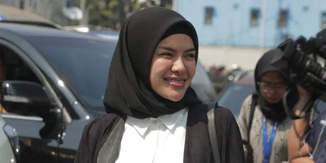 Nikita Mirzani Ternyata Tak Mau Menagih Hutang ke Dipo Latief