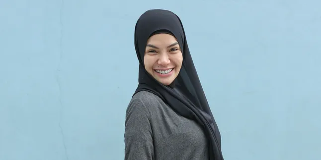 Nikita Mirzani Ungkap Adanya Pihak Ketiga Dalam Hubungannya Dengan Dipo Latief?