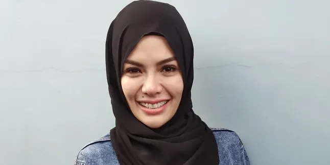 Nikita Mirzani Ungkap Pergaulan Dipo Latief, Suka Bergaul Dengan Yang Lebih Muda