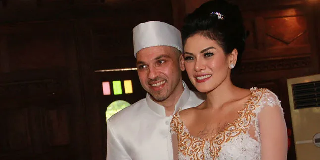 Nikita Mirzani: Yang Sakit Laki Gue! Nikita Mirzani: Yang Sakit Laki Gue!