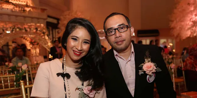 Beda Keyakinan Dengan Suami, Novita Angie Pernah Ikut Puasa Beda Keyakinan Dengan Suami, Novita Angie Pernah Ikut Puasa