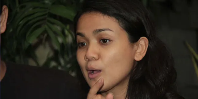 Nirina Zubir, ASI Eksklusif dan Cerita Urus Dua Anak