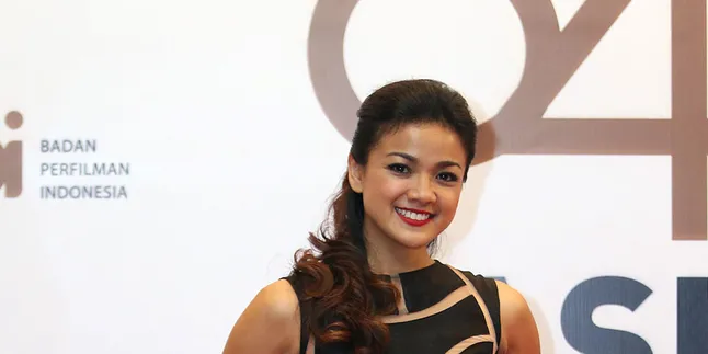 Nirina Zubir: Orang Cina Memang Pekerja Keras