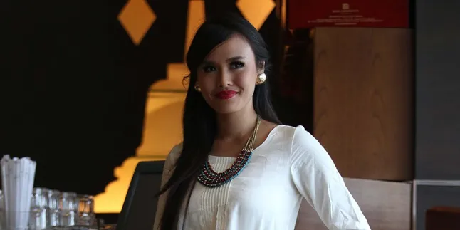 Nita Sofiani dan Vin Rana Liburan Sendiri-Sendiri, Sudah Bosan? Nita Sofiani dan Vin Rana Liburan Sendiri-Sendiri, Sudah Bosan?