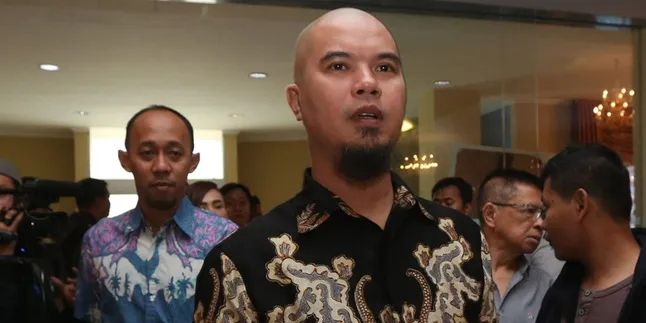 Nomor HP-nya Tersebar, Ahmad Dhani Ngamuk ke Aktivis Guntur Romli Nomor HP-nya Tersebar, Ahmad Dhani Ngamuk ke Aktivis Guntur Romli