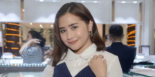 Nonton 'BOHEMIAN RHAPSODY', Prilly Latuconsina Hampir Nangis di Adegan Terakhir