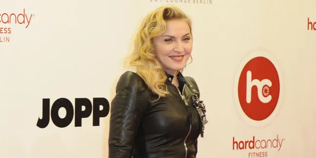 Nonton Konser Ibu, Putri Madonna Lakukan Tindakan Ilegal