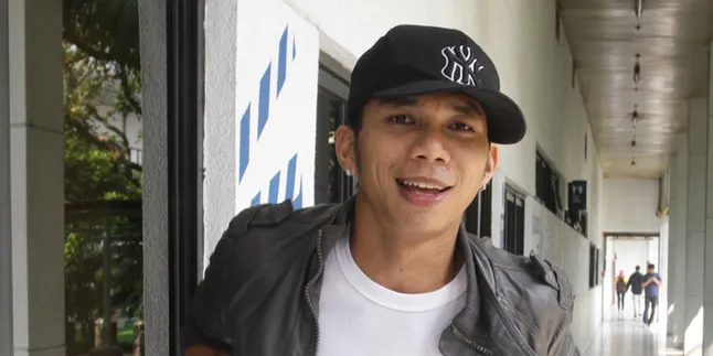 Norman Kamaru Sempat Terngiang Kembali ke Brimob Norman Kamaru Sempat Terngiang Kembali ke Brimob