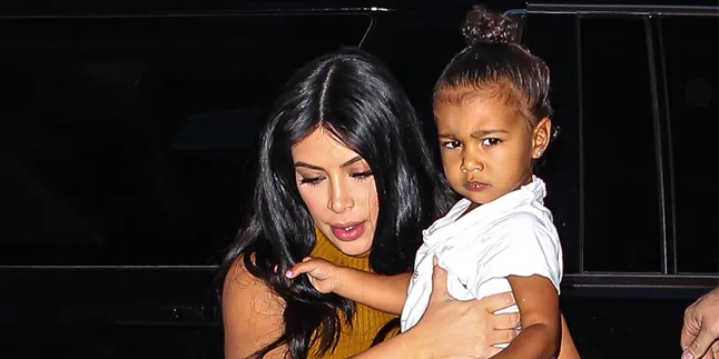 North West Ternyata Tak Suka Kim Kardashian Hamil, Kenapa?