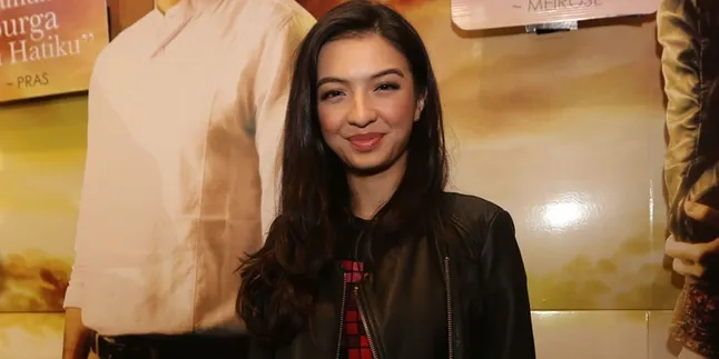 Nostalgia Masa SMP, Raline Shah Mengecat Tembok Nostalgia Masa SMP, Raline Shah Mengecat Tembok