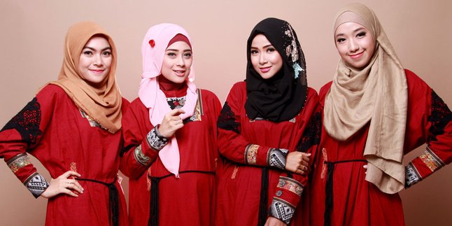 Noura, Model-Model Cantik Yang Kini Syiar Dengan Syair