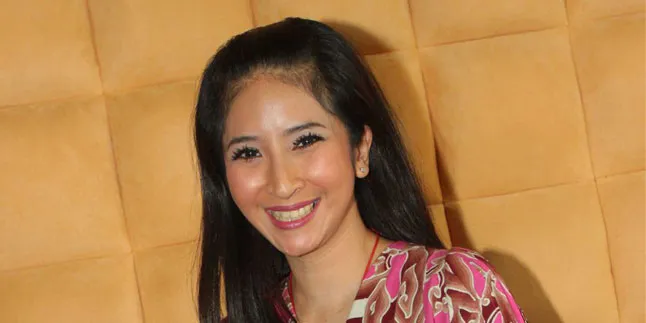 Novita Angie Cukup Miliki Dua Anak