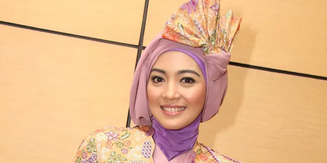 Nuri Maulida: Aku Tak Sabar Ingin Segera ke Atas Pelaminan Nuri Maulida: Aku Tak Sabar Ingin Segera ke Atas Pelaminan